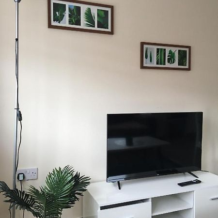 Modern 1 Bedroom Flat Perfect For Match Or City Break 利物浦 外观 照片